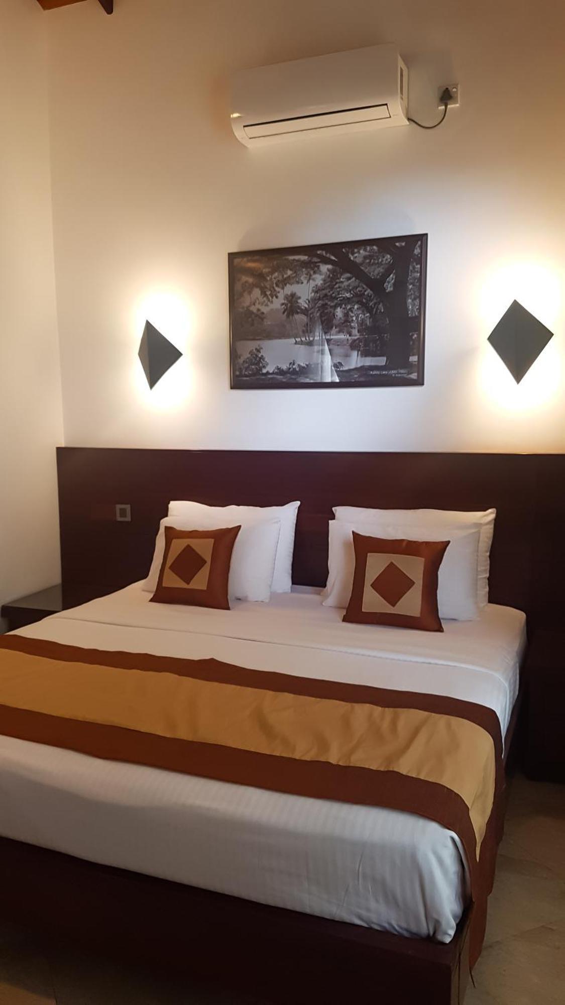 Samindra Villa Kandy Buitenkant foto